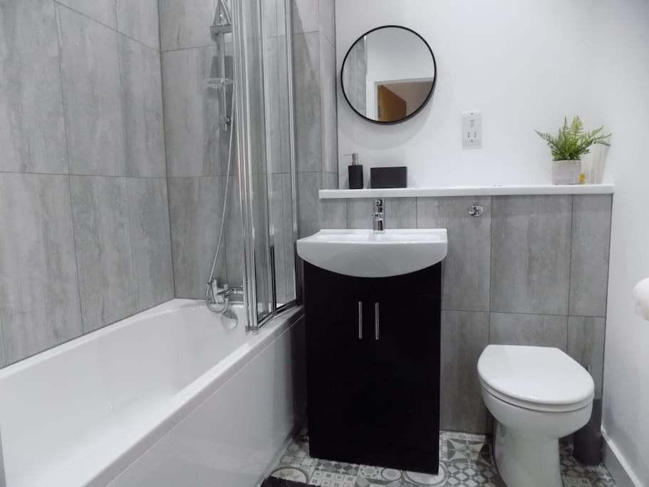 2 Bedroom Luxury City Centre Apt Lincoln Dış mekan fotoğraf